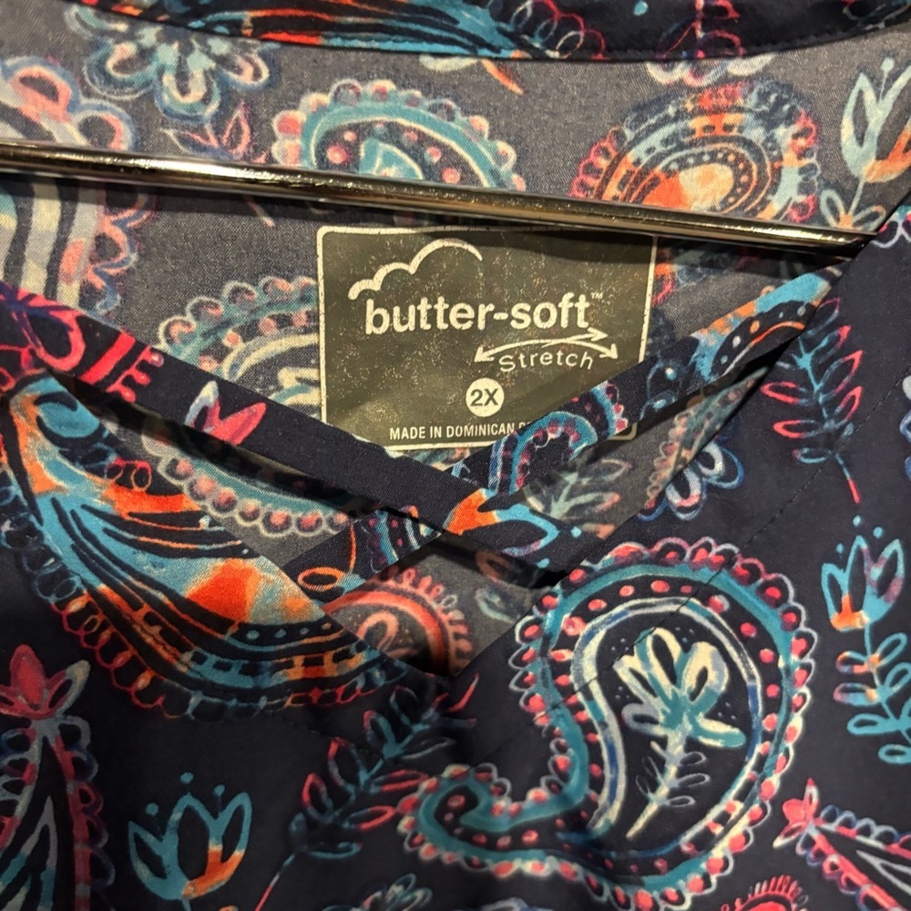Colorful Paisley Women's Butter Soft Scrub Top - Picture 4 of 5